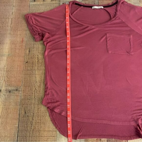 Active USA womens size large maroon scoop neck short sleeve shirt tee t-shirt - Picture 2 of 6